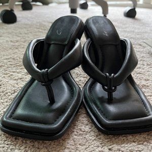 Sam Edelman Black Skeet Sandal